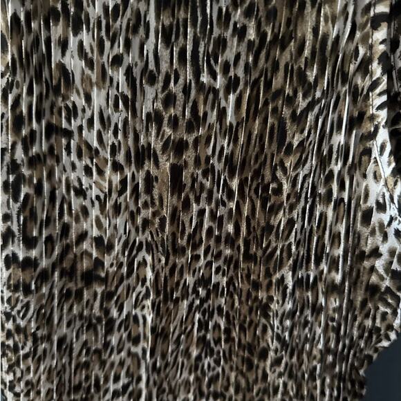 Womens Ruffle Camisole Top Small Animal Print Leopard Front Keyhole Pleated Y2K - Picture 3 of 9